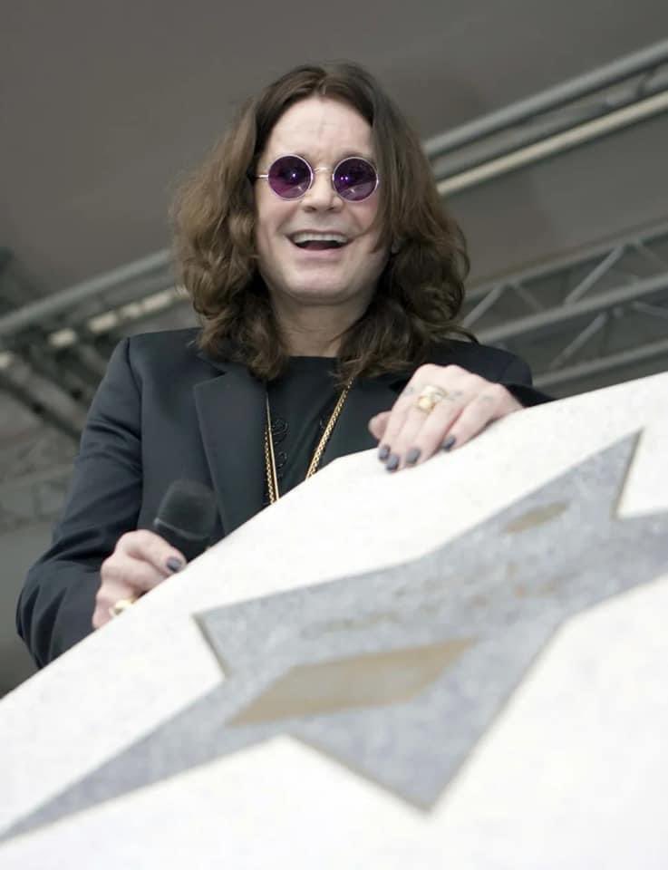 OzzyOsbourne's tweet photo. July 6, 2007
Receiving star on the Birmingham Walk of Stars #tbt #throwback #walkofstars #birmingham #uk #unitedkingdom #throwbackthursday https://t.co/VGO62xDubg