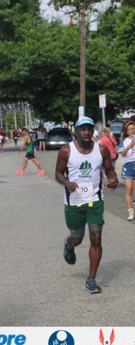 bushwickrunner's tweet photo. More race pics. #tbt. @FPRUNNERS #withoutlimitz #runchat #Bellmore4miler https://t.co/gwihWxP9B4