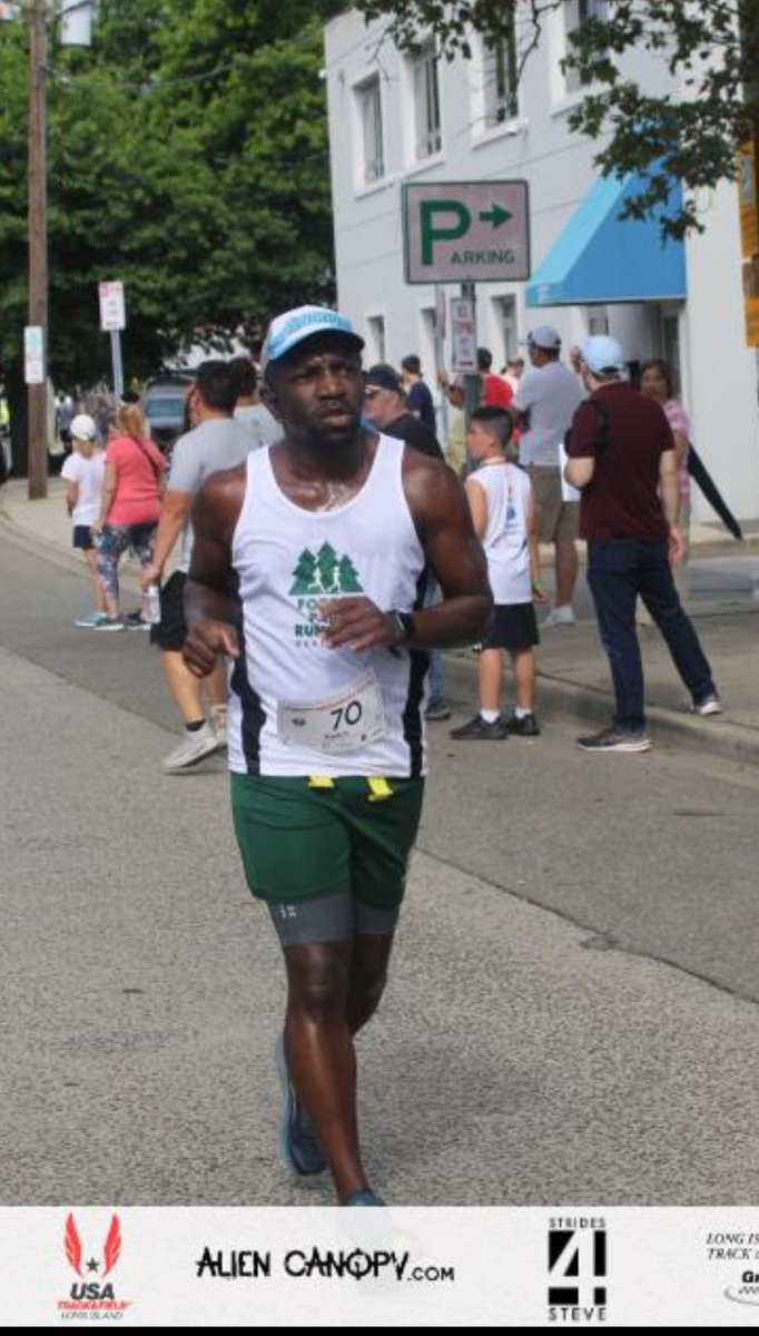 bushwickrunner's tweet photo. More race pics. #tbt. @FPRUNNERS #withoutlimitz #runchat #Bellmore4miler https://t.co/gwihWxP9B4