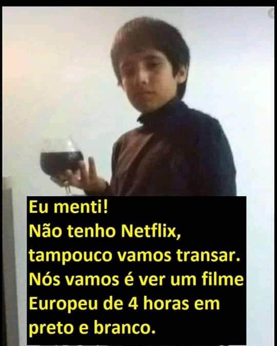 ondasdistantes's tweet photo. Quem quiser indicar uns filmes cults, aceitando https://t.co/vHN8kpE4rt