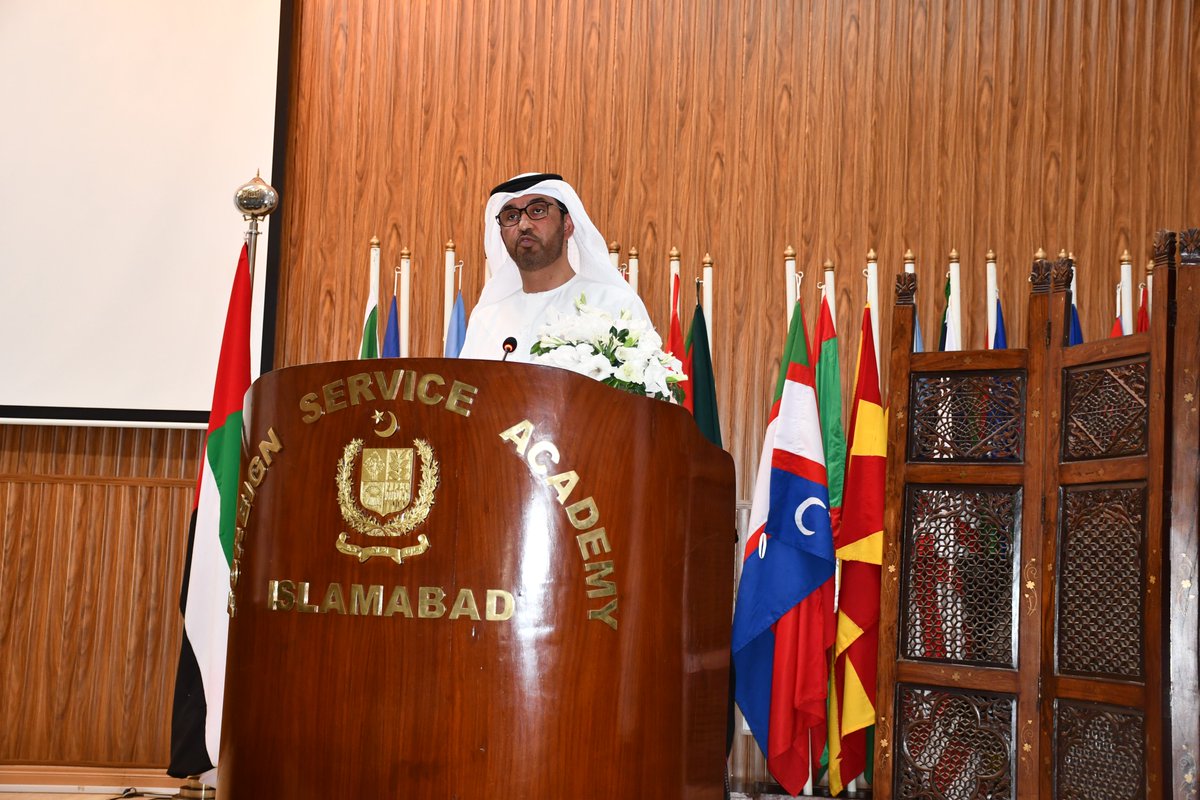 fsaisbpk's tweet photo. His Excellency Dr. Sultan Al Jaber, President-designate of COP28, (UNFCCC) and UAE Minister for Industry and Advanced Technologies delivered a talk on issues related to Climate Change, Sustainability and Energy, at the Foreign Service Academy, today. @ForeignOfficePk https://t.co/JdrHLqDTR9