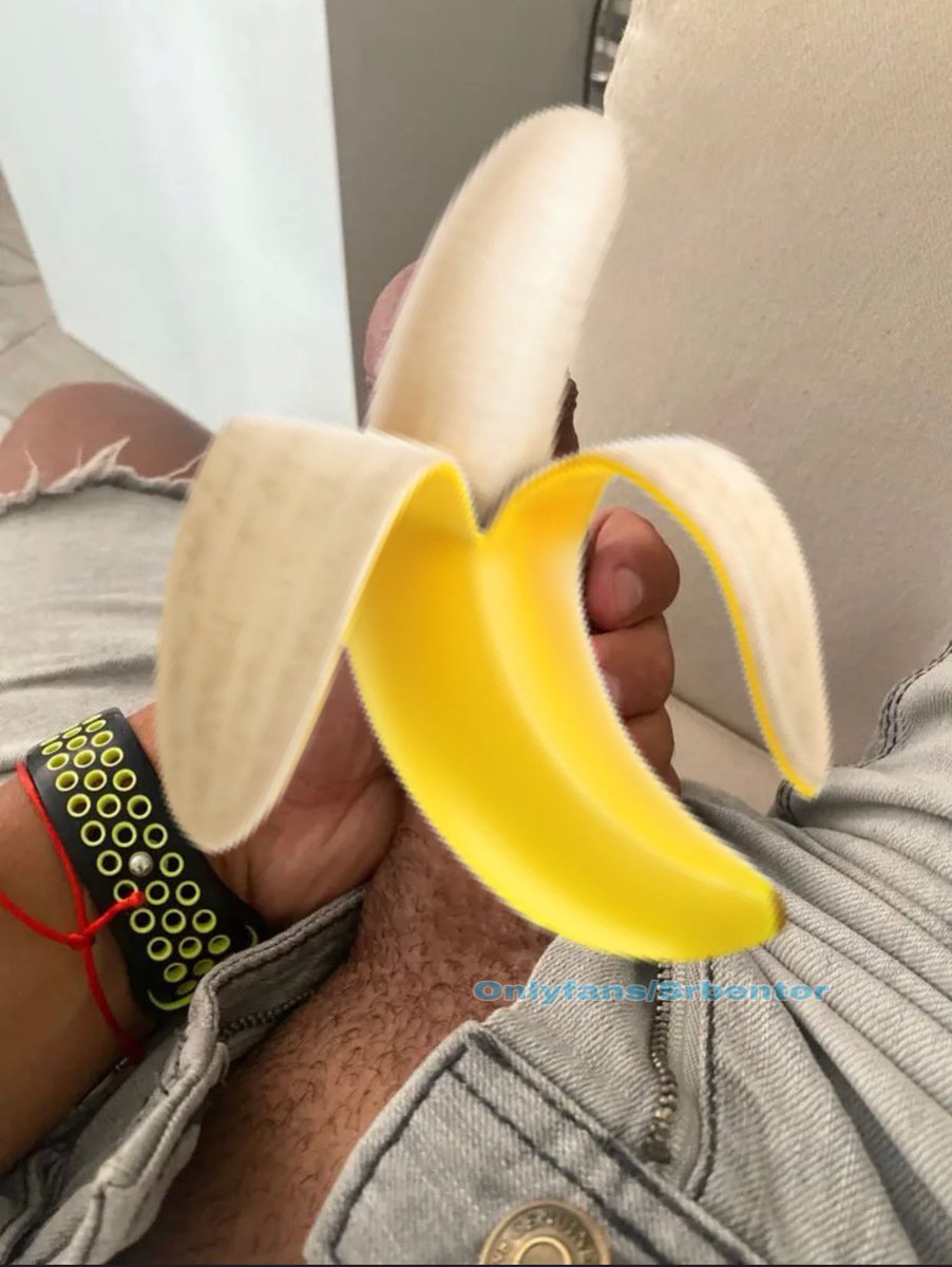 SrBentor's tweet photo. Ganas de plátano?? 

https://t.co/naHV4LBziz

#pollasylefa #nude #polla #platanocanario #canarias #tenerife #cachondo https://t.co/EdS9uqzaXx