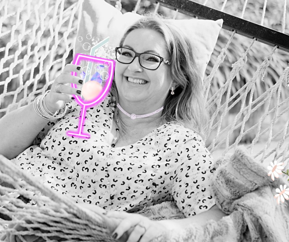 Anyone else get great ideas at weird times? Mine happen when my hands are full. And I never remember them!