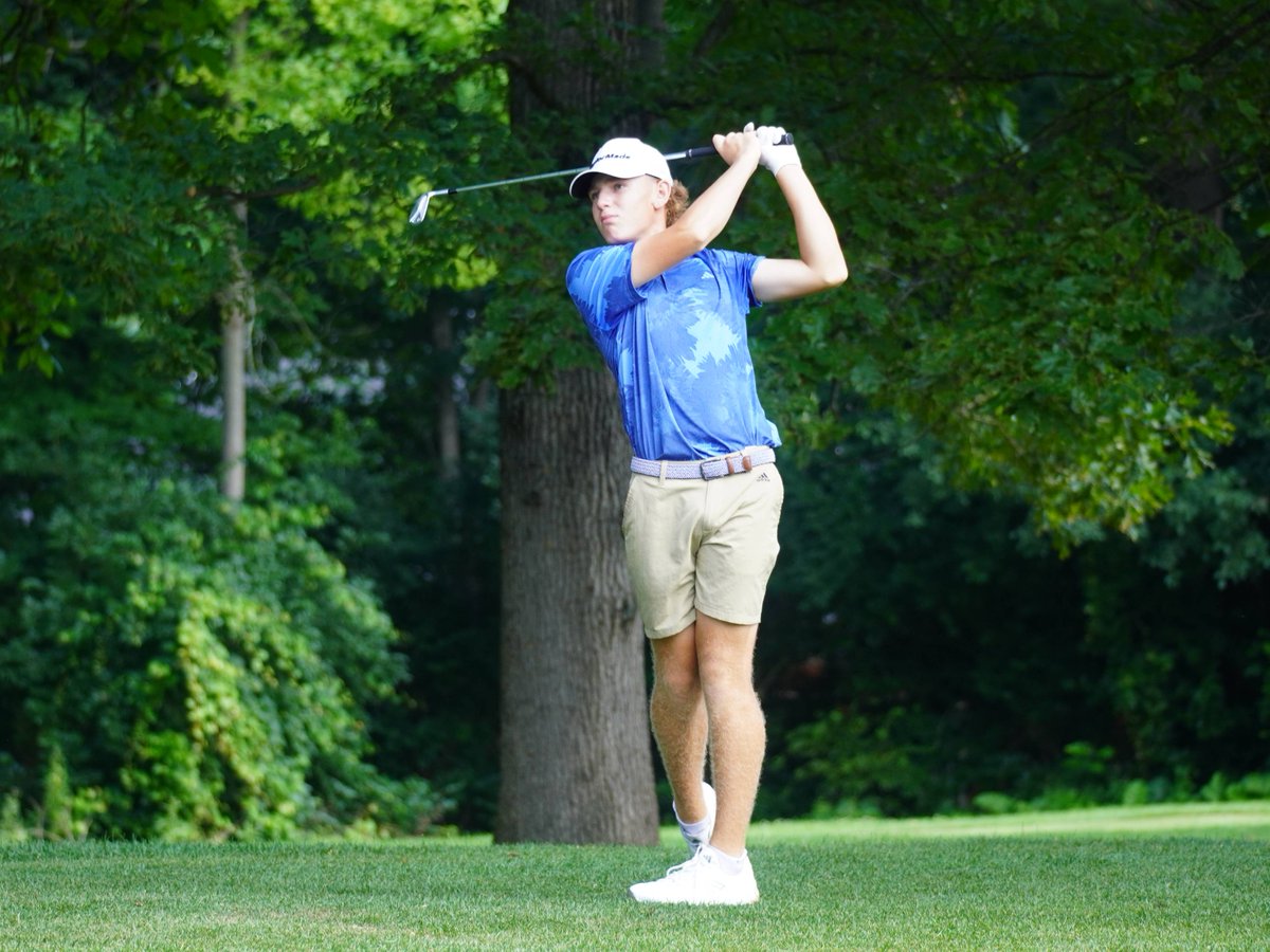 AJGAGolf's tweet image. All pairings are underway 🏌️‍♂️🏌️‍♀️

Two new champions will soon be crowned at the #PennStateJr! Logan Reilly (-11) and Anna Swan (-9) both enter the final round leading by multiple strokes.
