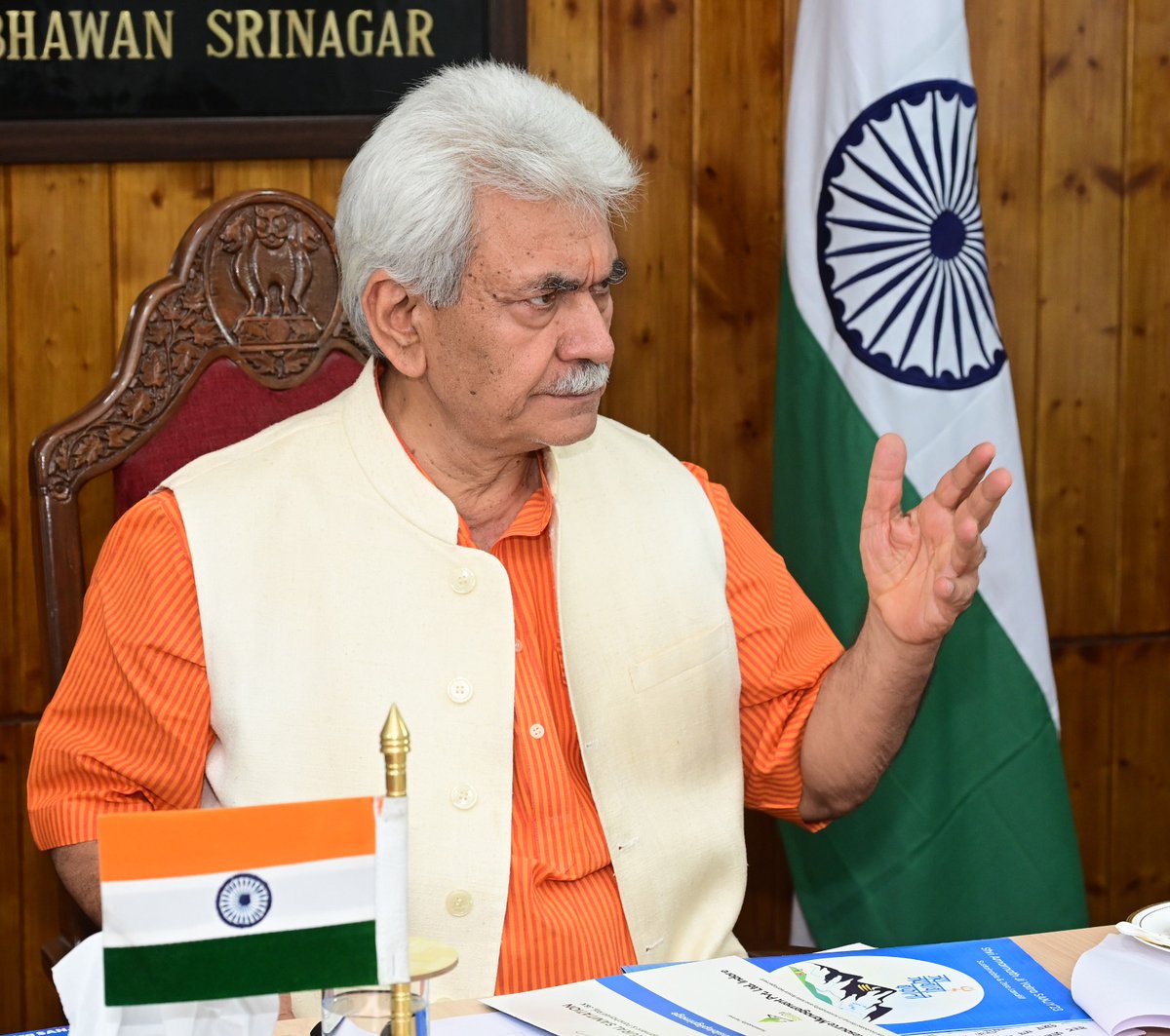 diprjk's tweet photo. #ShriAmarnathjiYatra2023
LG Sh. @manojsinha_  launched various innovative initiatives of Rural Development Department including reusable cloth bags, Yatra Anthem for sustainable & responsible tourism, MIS Portal & Web App for waste process monitoring to make Shri Amarnath Ji Yatra a zero-landfill pilgrimage.
@PMOIndia 
@HMOIndia 
@MIB_India
@MinOfCultureGoI
@tourismgoi
@OfficeOfLGJandK 
@DDNewslive
@PIB_India
@JandKTourism 
@ShriSasb