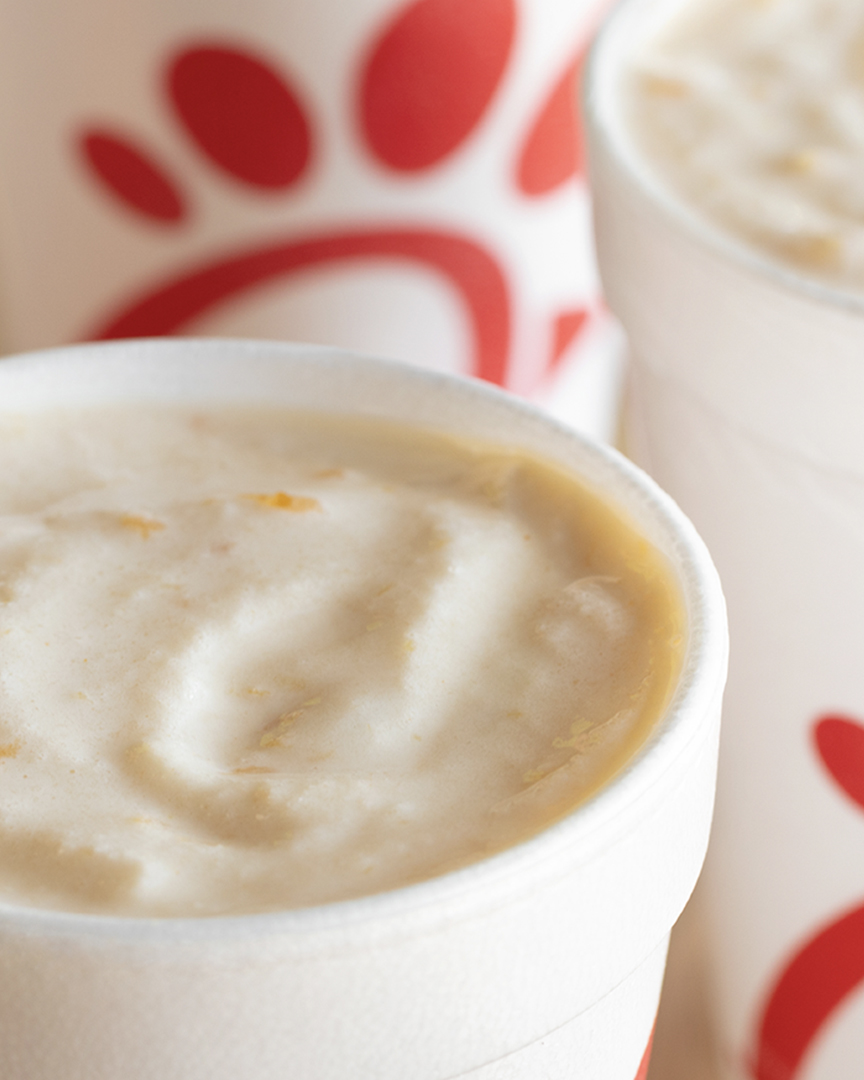 cfamj's tweet photo. A peachy day is just one Peach Milkshake away 😋 Available for a limited time. https://t.co/niZZB2aTVr