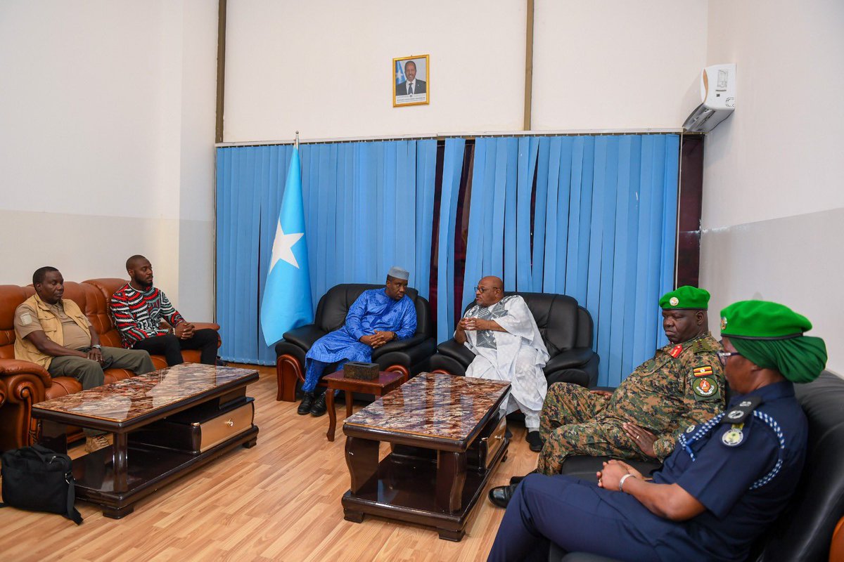SarjohBah3's tweet photo. Arrived in Mogadishu yesterday for consultations with #FGS, #ATMIS, #UNSOM&amp;#UNSOS on progress relating to the drawdown on ATMIS.  1st phase of draw down of 2,000 ATMIS troops completed on 30 June 2023. The Guns Must be Silenced in #Somalia. https://t.co/8VoXlYSwJy