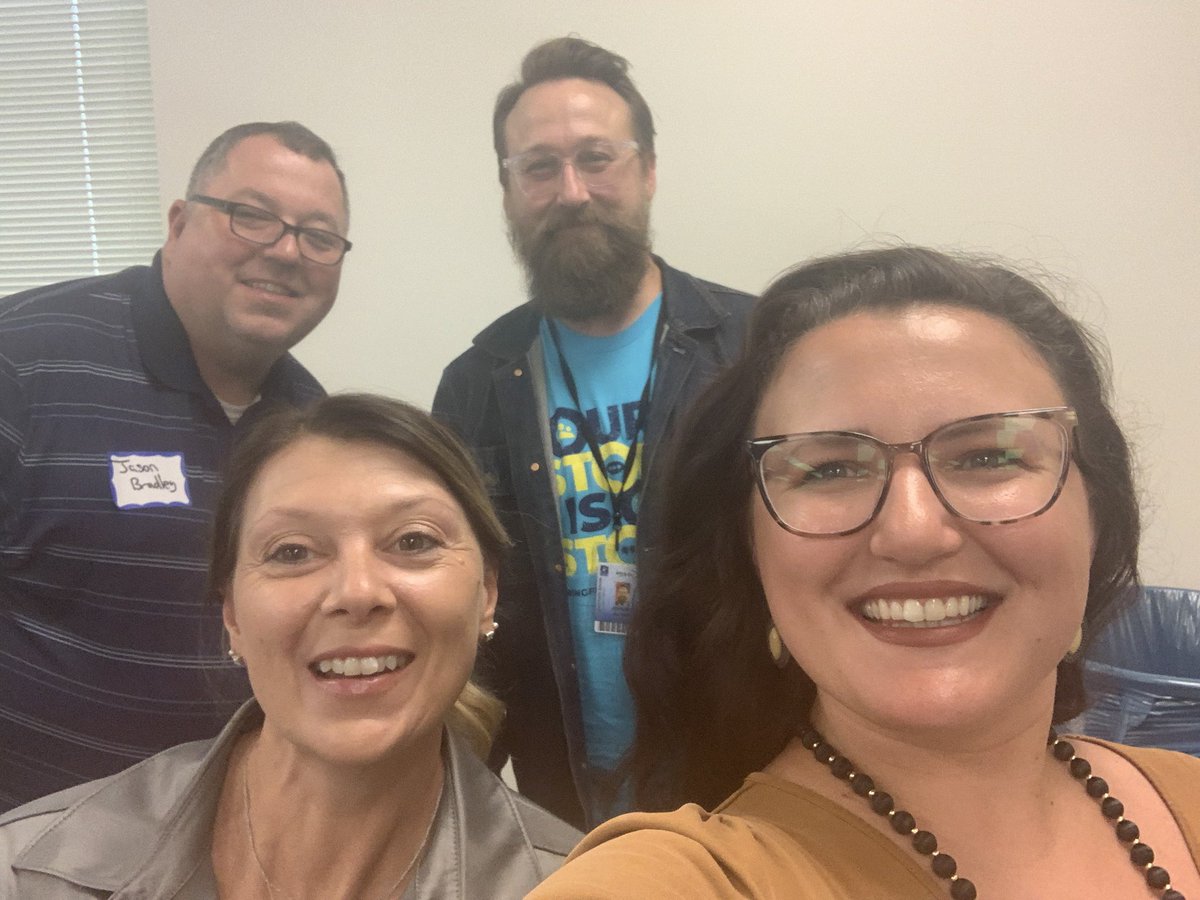 sydneyrendean's tweet photo. #spsleads #clue1 #efficaciousensemble https://t.co/HijjjtzzVO