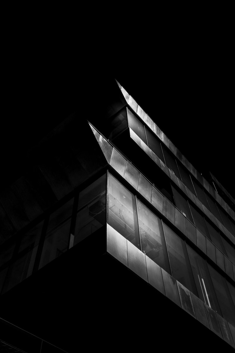 CorbeledBrick's tweet image. Missing Bentonville from our mtb trip this past weekend in Arkansas. Came across the @ledgerbentonville building and had to photograph its incredible design. Can’t wait to go back soon!

#bnwphotography #photography #skycraper #canonusa #canon #architecture #fineartphotography