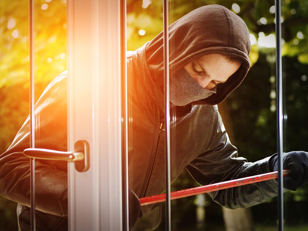 UnCorredoria's tweet image. Descuida, l'assegurança de llar et cuida ☺️🏠

Per més informació, consulta el següent enllaç ⬇️

mvpql.es/news/uncorredo…

#robatori #risc #llar #assegurança #noticia #important #estiu