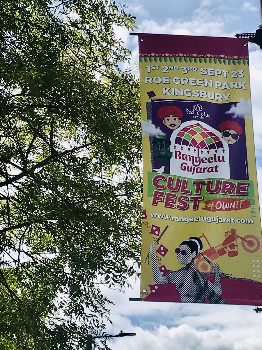 DrAyshaRaza's tweet photo. Great afternoon spreading the word about @RangeeluGujarat 2023!
#EalingRoad encapsulates #London with people from all our communities coming together & celebrating each other!
#CelebrateDiversity https://t.co/LBidjkGPyh