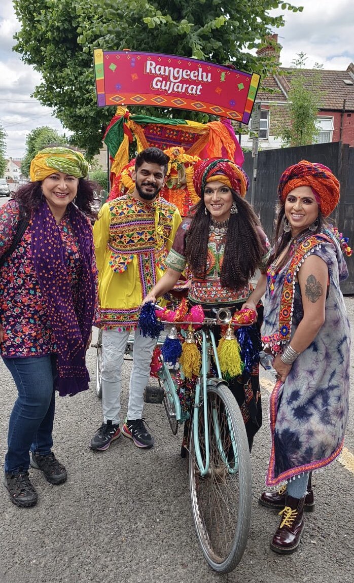 DrAyshaRaza's tweet photo. Great afternoon spreading the word about @RangeeluGujarat 2023!
#EalingRoad encapsulates #London with people from all our communities coming together & celebrating each other!
#CelebrateDiversity https://t.co/LBidjkGPyh