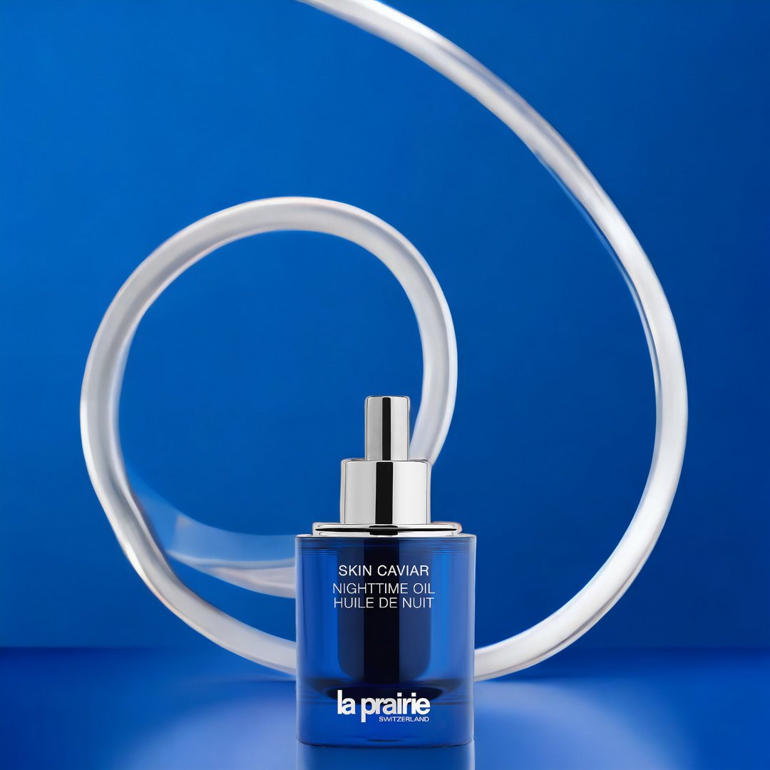 Sevil_Parfumeri's tweet image. Doğanın bizlere hediye ettiği havyarın neler yapabileceğini merak ediyor musunuz? Öyleyse La Prairie Nighttime Oil Özel Bakım Serumu’na merhaba deyin. 💦
#LaPrairie #SadeceSevilde
#SevilGüzelliğinDünyası