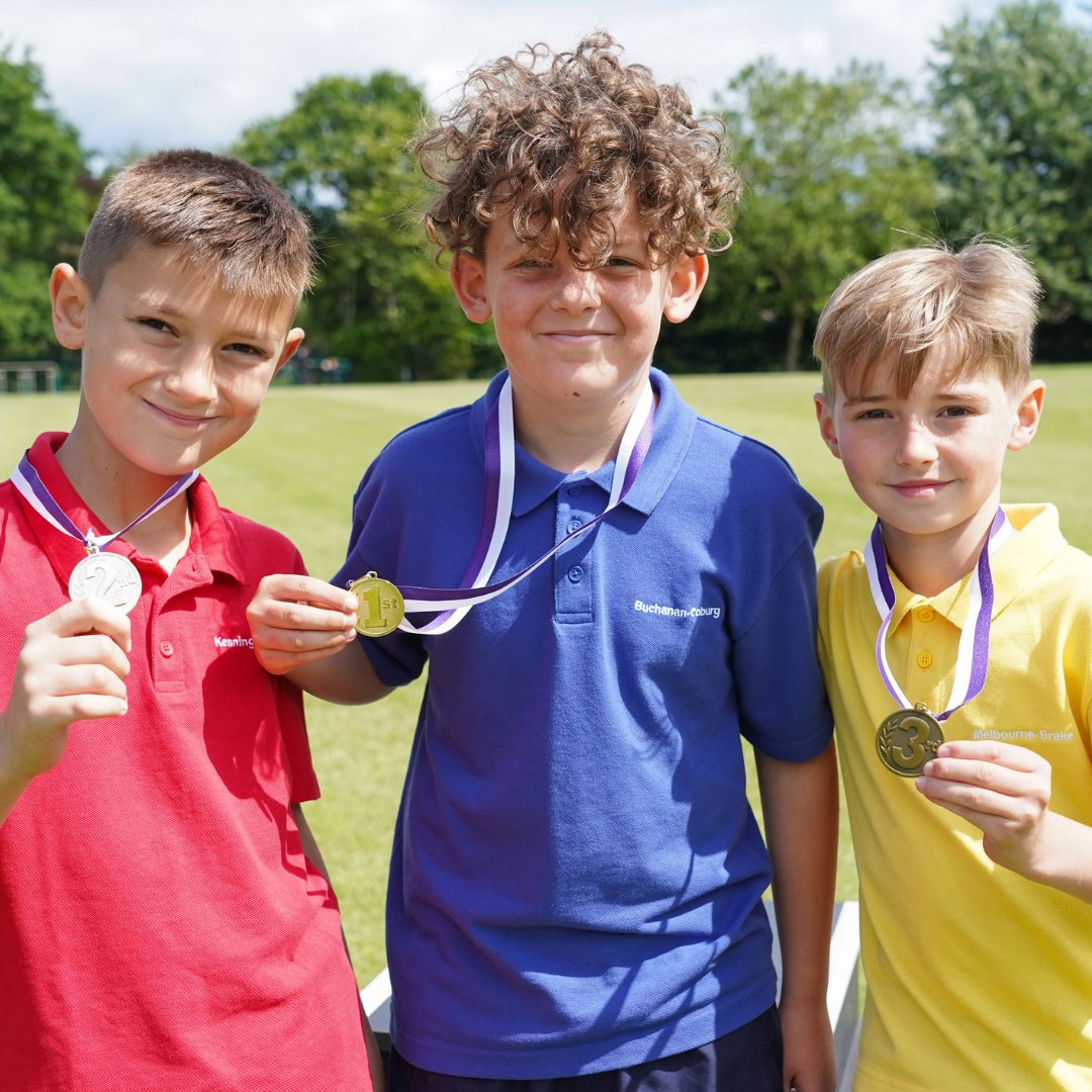 lvsascot's tweet photo. What a FANTASTIC Sports day!🏆

All of our Infant &amp; Junior school students did so well competing in all types of sports this morning🏃⚾

What a great way to finish the term❤️🙌

#lvsascot #proudtobelvsascot #sportsday #2023 https://t.co/mui4lHtg5g