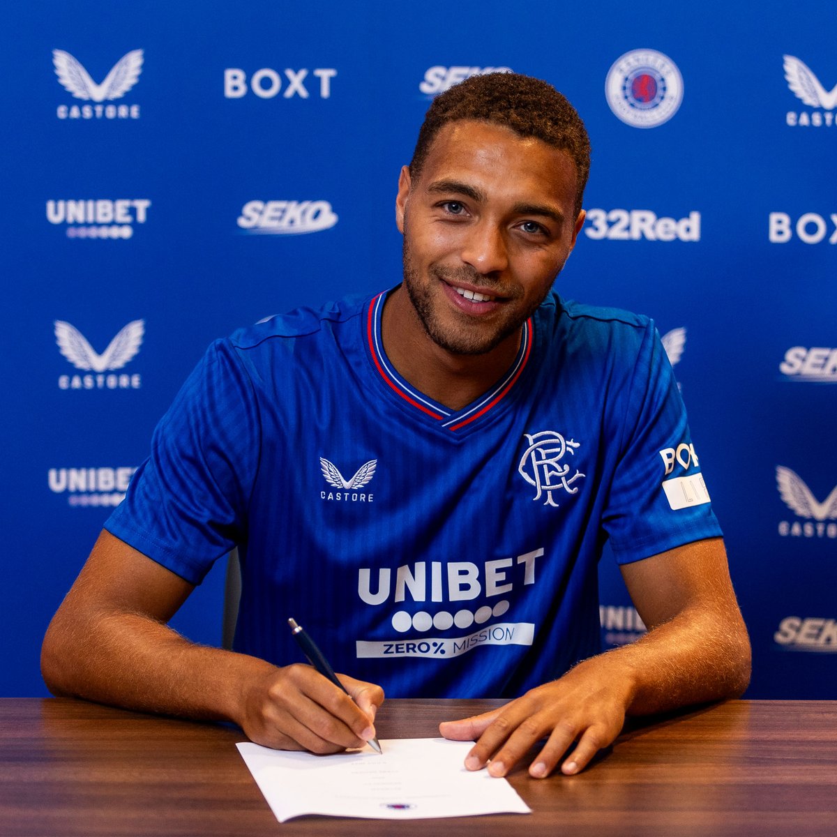 RangersFC's tweet photo. 💙 #RangersFC are delighted to today confirm the signing of @CyrielDessers from @USCremonese on a four-year deal for an undisclosed fee, subject to international clearance.