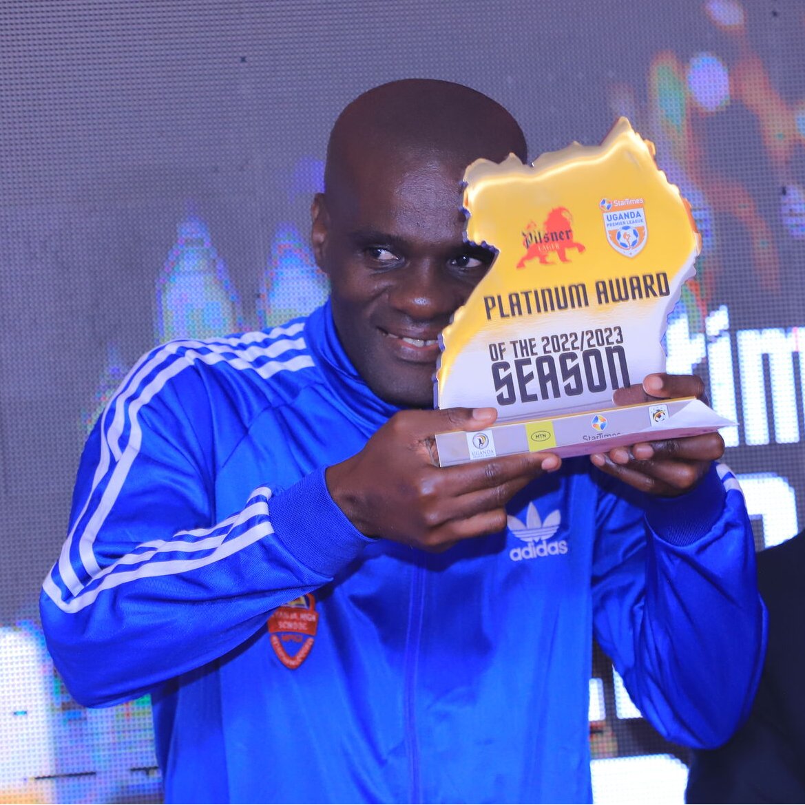 Platinum Award Winner — Andrew Fimbo Mukasa

#PilsnerSUPLAwards | #StarTimesUPL
