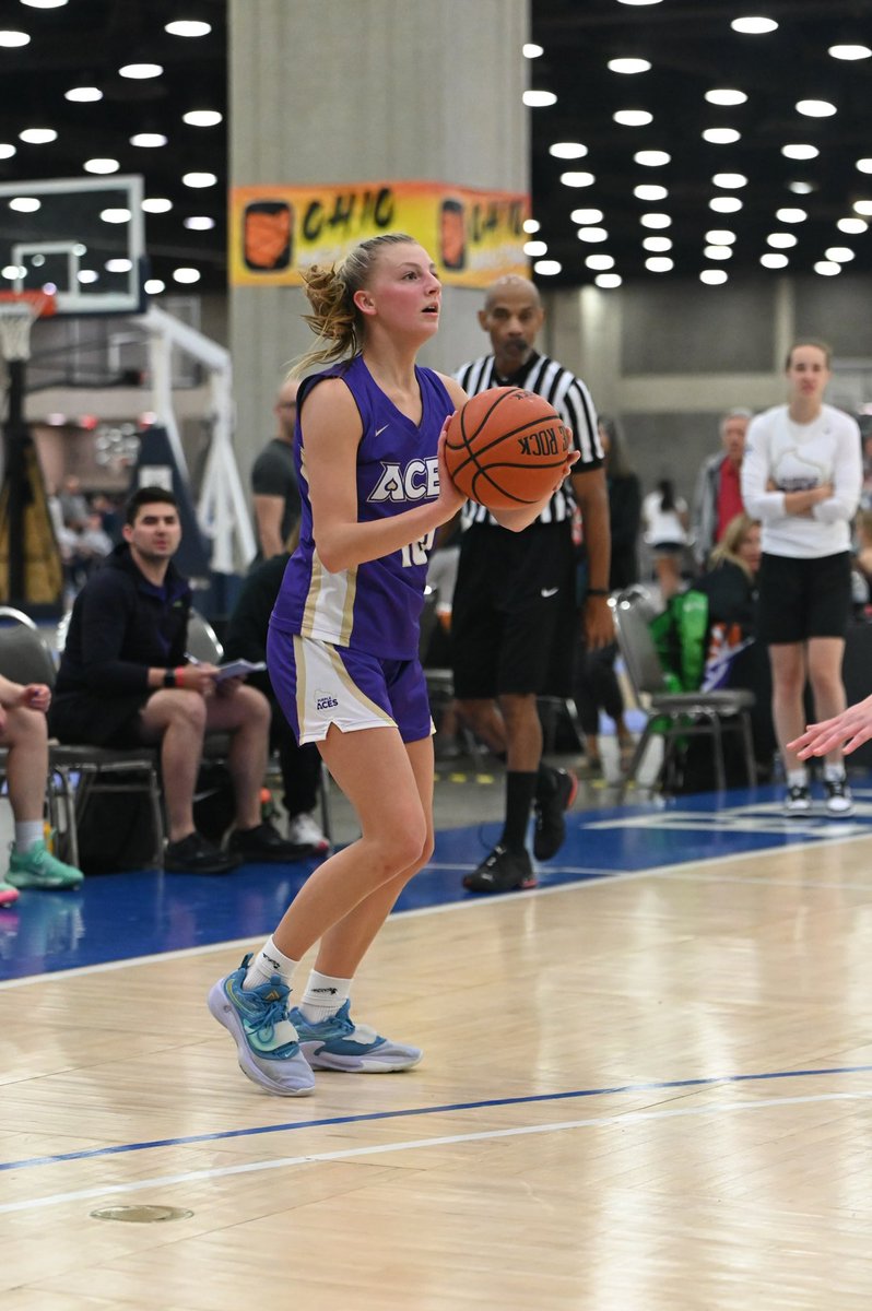 PurpleAcesWI's tweet image. 🚨17U National Team-Available 2024s
📍Chicago - July 7-10

💜 #10 @addisonpytleski 5’9” G - skilled guard, capable of scoring from all three levels. Coachable and competitive - Division II and III, NAIA interest.

💜 #2 @sydneymw_ 5’9” G/F - TOUGH, and skilled. Primarily known as…