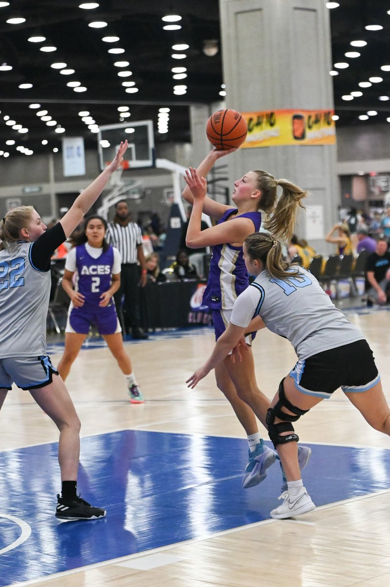 PurpleAcesWI's tweet image. 🚨17U National Team-Available 2024s
📍Chicago - July 7-10

💜 #10 @addisonpytleski 5’9” G - skilled guard, capable of scoring from all three levels. Coachable and competitive - Division II and III, NAIA interest.

💜 #2 @sydneymw_ 5’9” G/F - TOUGH, and skilled. Primarily known as…
