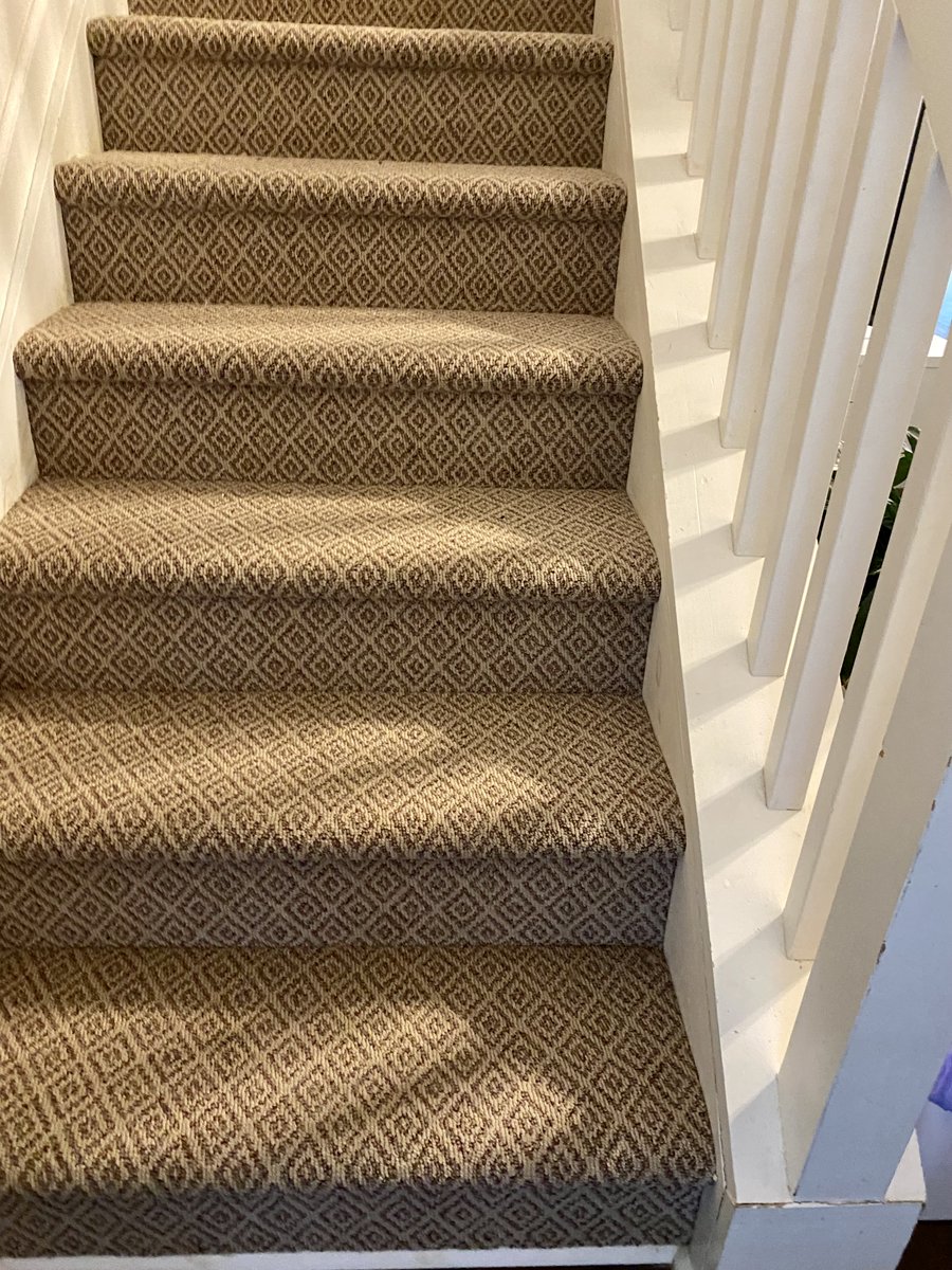 CSM_flooring's tweet photo. Add Style &amp; Beauty: Updated carpeting enhances your stairs' overall look and complements your home's decor. We offer many colors, patterns, and textures, allowing you to choose an option that suits your style. https://t.co/4Dp9LMyfyL