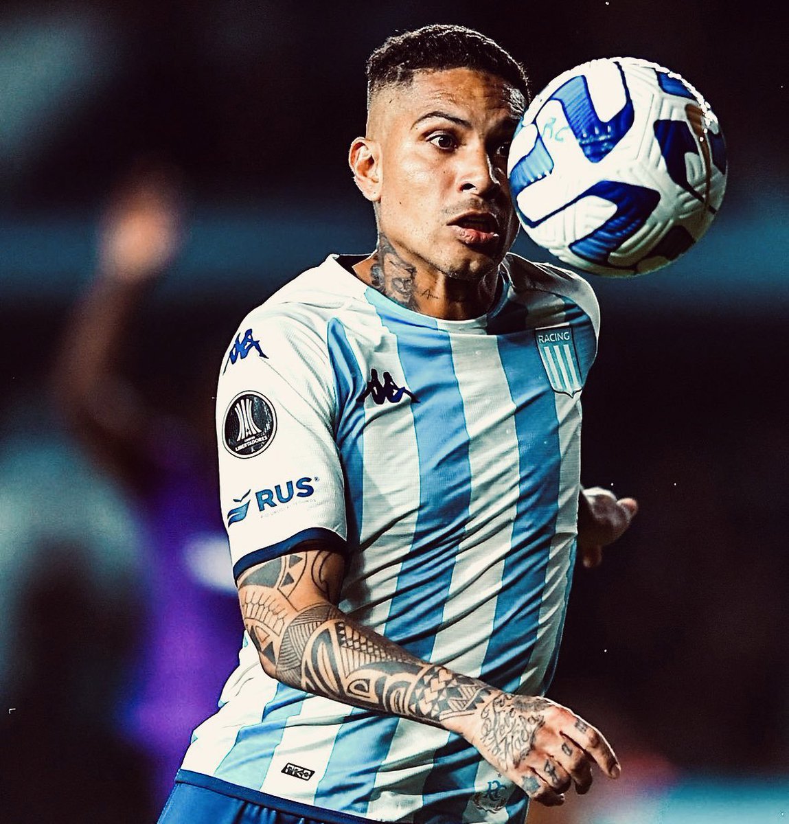 OmarStilenA's tweet photo. 🎴🎴 El delantero peruano Paolo Guerrero y el club Racing de Avellaneda llegaron a un acuerdo para su desvinculación. https://t.co/8S5lilGtuQ