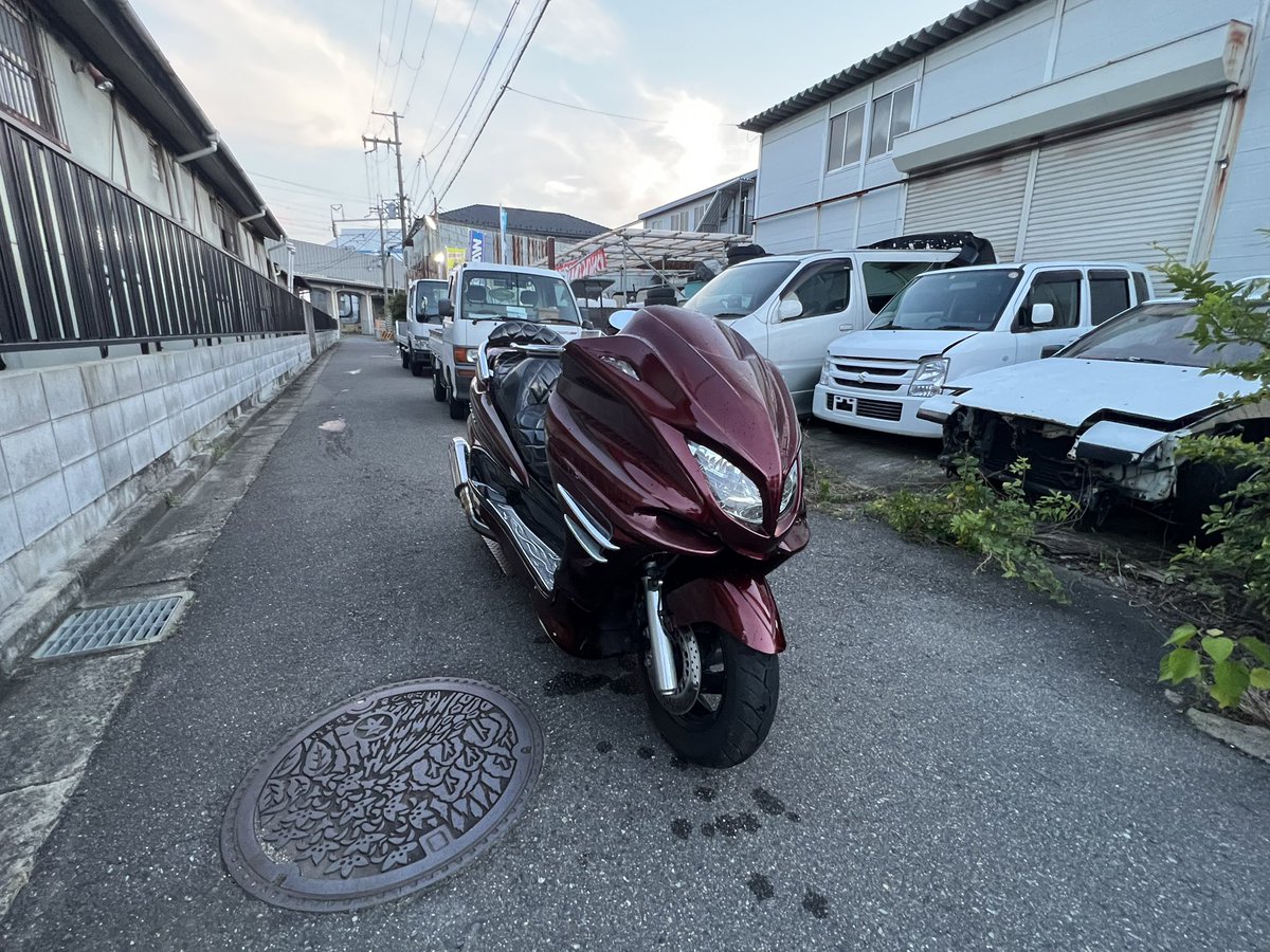 osakabaiku_'s tweet photo. 大阪府からマジェスティC SG03J 売ります。書類、鍵揃ってます。
現車確認大歓迎です！
全国配送の手配かけれます！
#マジェスティ売ります　#マジェスティc売ります　#マジェ売ります　#大阪府からマジェスティC売ります　#バイク売ります https://t.co/v7mYmjufJZ