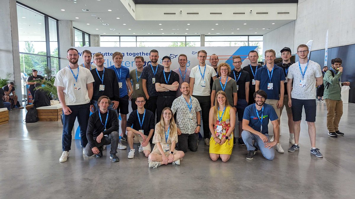 Awesome to see so many Flutter enthousiast at Fluttercon !! Learning new stuff and meeting new people! #flutter #ftcon23 #fltcon23 #dart #droidcon #fluttercon