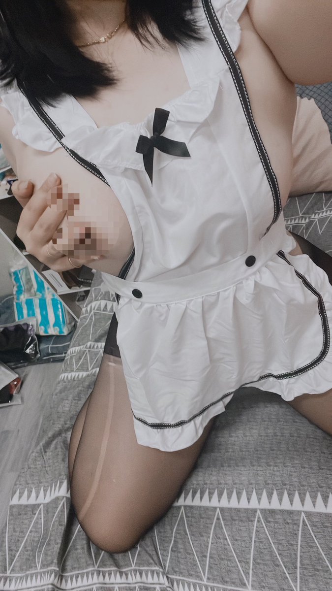YuYu01405210's tweet photo. 晚上做不了我的主人
那就早上來做我的主人

#睡白天的女僕
#晚上亂跑女僕 https://t.co/BuFjKEKf3o