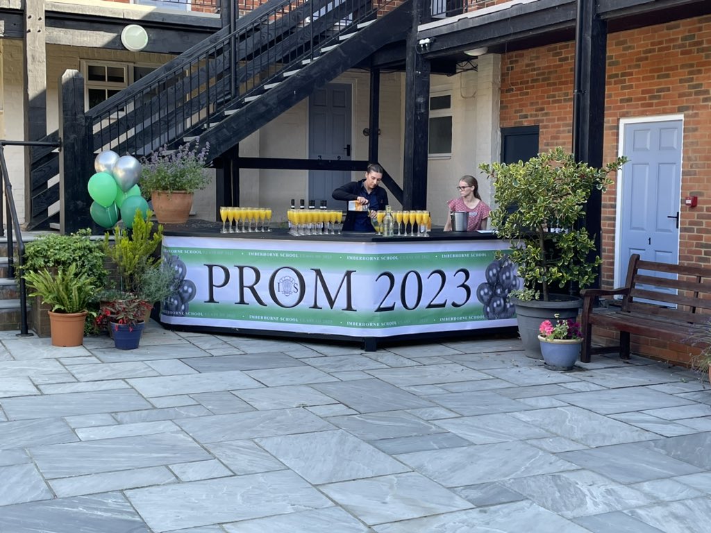 Imberhorne6th's tweet photo. All ready at @CottesmoreGcc for year year 13 celebration prom https://t.co/NvSeNWmIGy