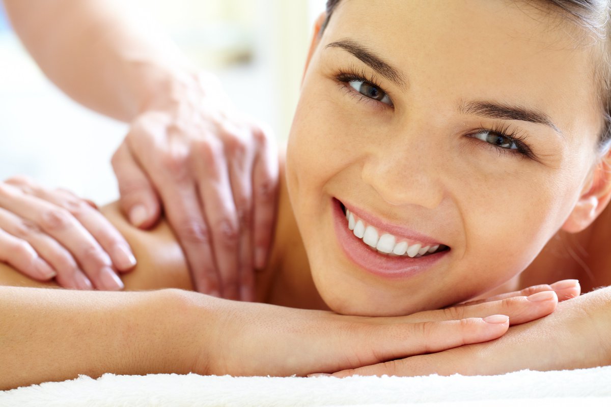 massageexpress1's tweet photo. RESERVA TU HORA HOY EN: Galería San Agustín, Local 19: +56 9 5813-6450  DA LIKE A ESTA PUBLICACION, COMENTA, COMPARTE Y RESERVA UNA HORA CON NOSOTROS HOY.  #bienestar #terapia #experienciaunica #relajacion #santiago https://t.co/wpAXslDpT4