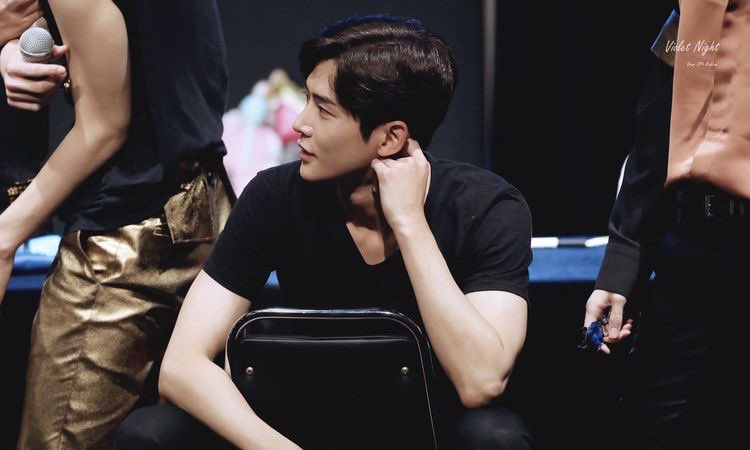 #ROWOON #SF9 #에스에프나인 <a href="/SF9official/">SF9official</a>