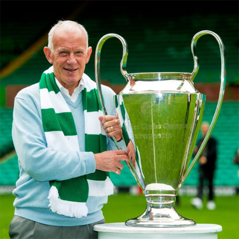 Celtic1967_com's tweet photo. "Bobby Lennox knows what it means to wear the Celtic jersey." - Billy McNeill

Happy birthday to Celtic's second top goalscorer of all time and Lisbon Lion, Bobby Lennox 🦁🍀