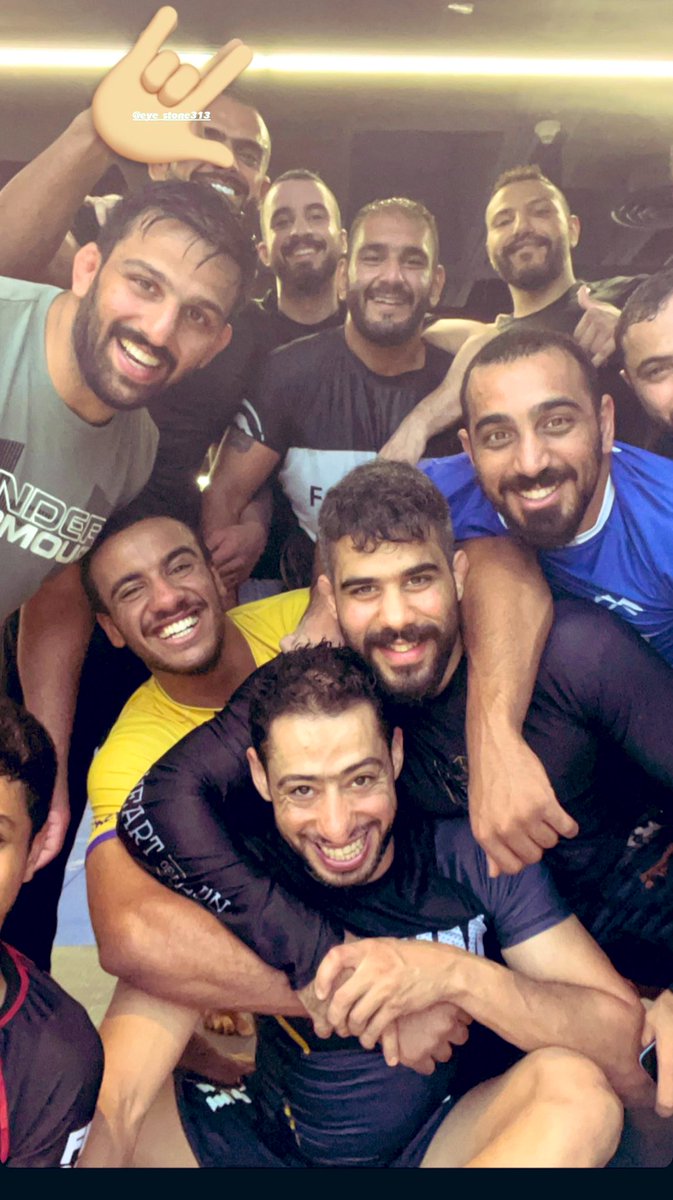 m_shawaf_87's tweet photo. شنو عذرك قولي. ليش ماتمرن https://t.co/oqYV3DuFQv