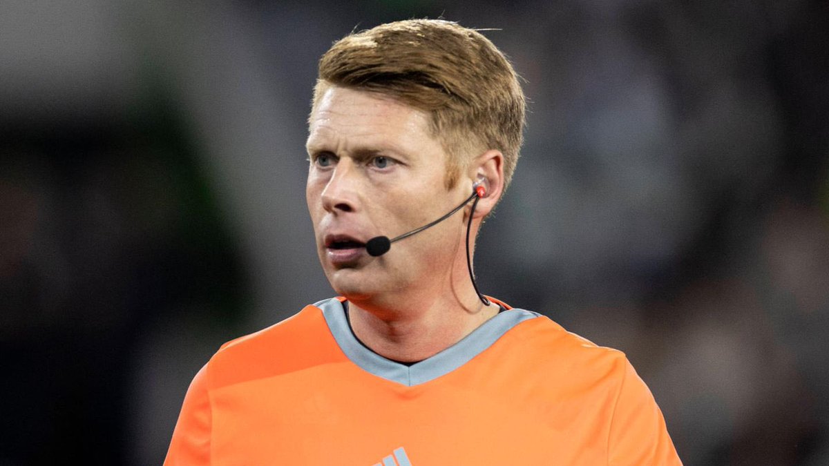 SrAnsetzungen's tweet photo. UEFA U21-EM 2023, Finale
Spanien 🇪🇸- England 🏴 (Sa., 18 Uhr)
🖥️ : Christian Dingert 🇩🇪
#Dingert #VideoAssistent #VAR https://t.co/YrBa3d9jxO