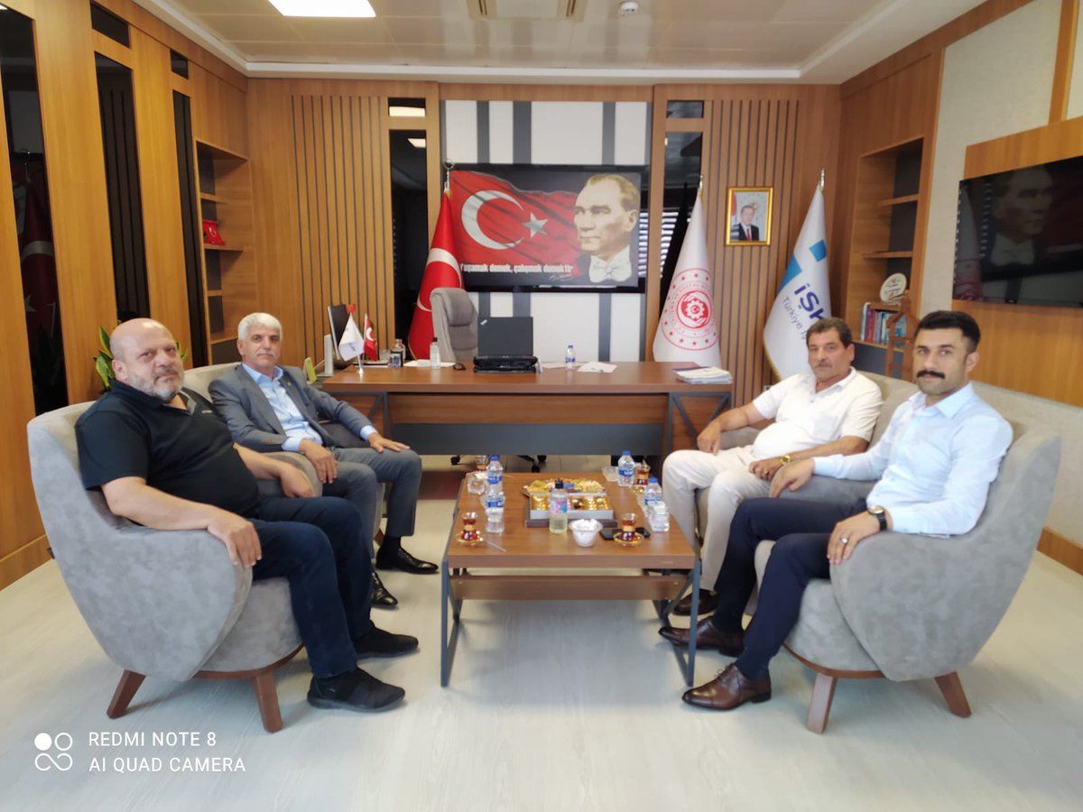 Kerem DEMİR 🇹🇷🇦🇿🇵🇸 (@keremdemirmhp) on Twitter photo İŞKUR İl Müdürü Sn. Hasan Küsin Bey'e hayırlı olsun ziyaretinde bulunduk.
Misafirperverliğinden dolayı teşekkür ediyor görevinde başarılar diliyorum.
<a href="/iskurbatman/">İŞKUR Batman</a> İŞKUR İl Müdürü Sn. Hasan Küsin Bey'e hayırlı olsun ziyaretinde bulunduk.
Misafirperverliğinden dolayı teşekkür ediyor görevinde başarılar diliyorum.
<a href="/iskurbatman/">İŞKUR Batman</a>