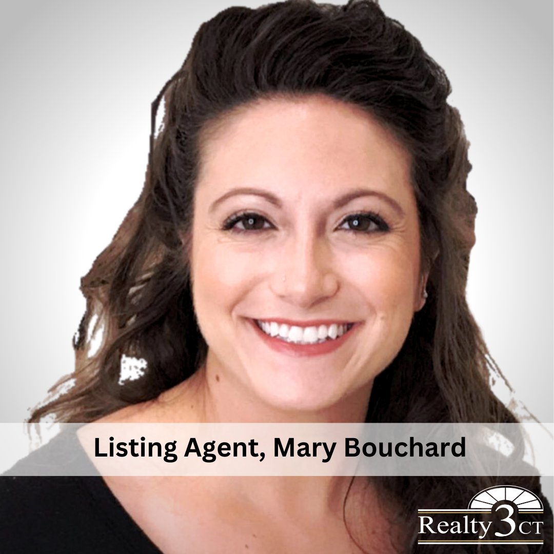 Realty3CT's tweet image. ⭐New Listing:
90 Harrison Drive, #Wolcott #Connecticut
$1,100,000

➡️Listed by Mary Bourchard, Realtor®️ and Sandi Liquindoli, Realtor®️

☎️Call us for a private showing:  860-621-7323

-

#wolcottct #milliondollarhome @realty3ct #ctrealtor #ctrealestate #bestof #love #home #buy