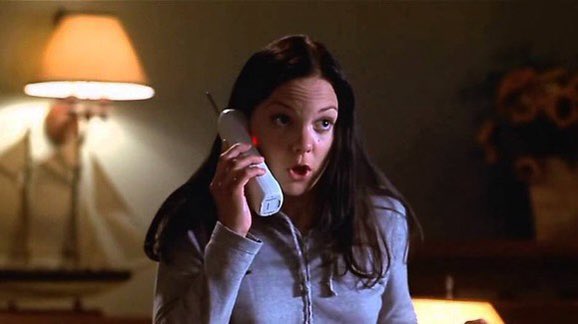 choquei's tweet photo. 🚨MEMORÁVEL: Esse ano, o filme ‘Todo Mundo em Pânico’ completa 23 anos de lançamento. https://t.co/11qM8zokeA