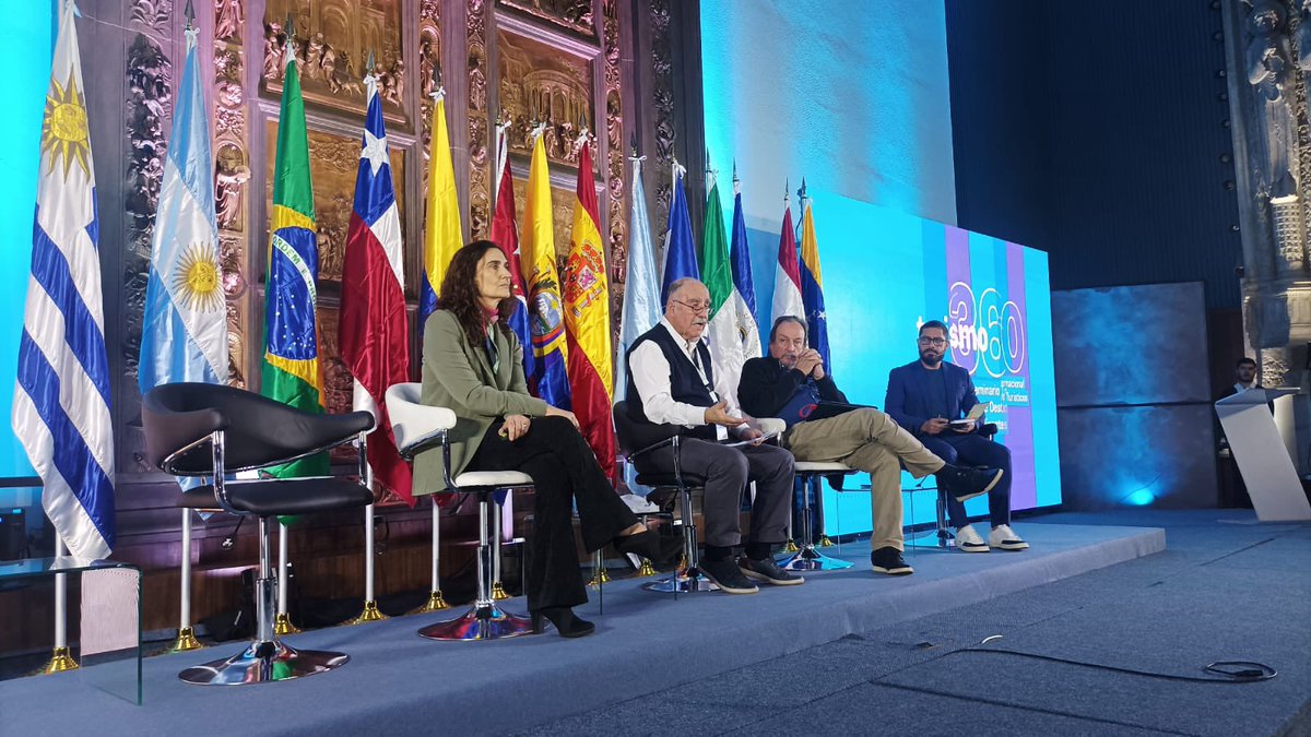 Bogota_Turismo's tweet photo. El @IDTBogota participa activamente en la agenda académica del  “Seminario Internacional sobre Destinos Turísticos Inteligentes Turismo 360”, Gobernanza, sostenibilidad, tecnología, innovación y accesibilidad como ejes principales de acuerdo con el modelo español de @SEGITTUR. https://t.co/Cg7jms6r6H