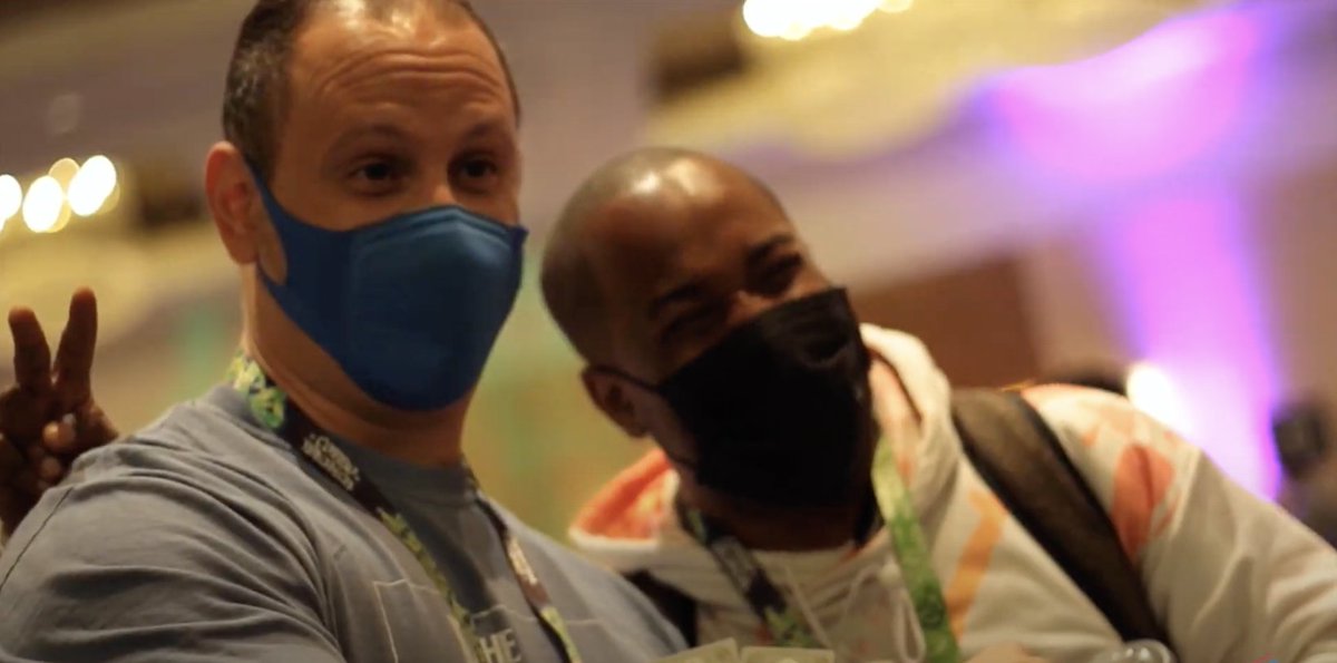 @ComboBreaker 🇺🇸 <a href="/CEOGaming/">CEO 2026 on August 14-16 in Orlando, FL!</a> <a href="/Jebailey/">Alex Jebailey</a> with our own @TekSNeo wearing our sponsor @MonoMeApparel at #CB2023 #ComboBreaker2023🔥 #FightingGameCommunity #FGC #Esports 

StrikeFirstGaming.com