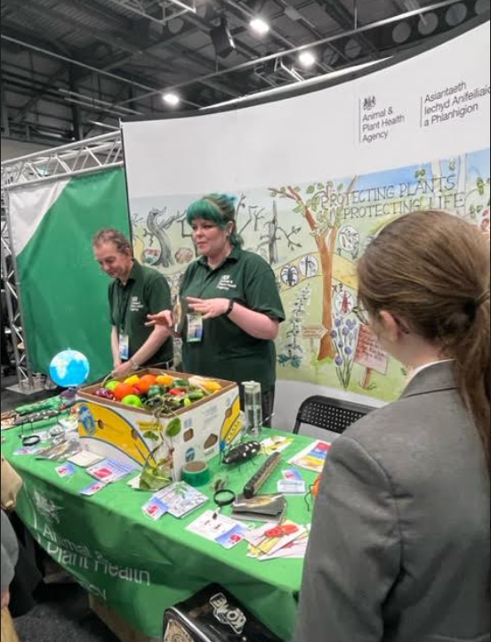 CareersPontHigh's tweet photo. We got to explore four zones... Space, Technology / Cyber Security, Manufacturing, Environment and Energy. Meeting many companies raised the awareness of STEM work as a career. #inspired
#STEMFest23 @PontHigh @PontSci @rtcstem https://t.co/SjfujLGpsp