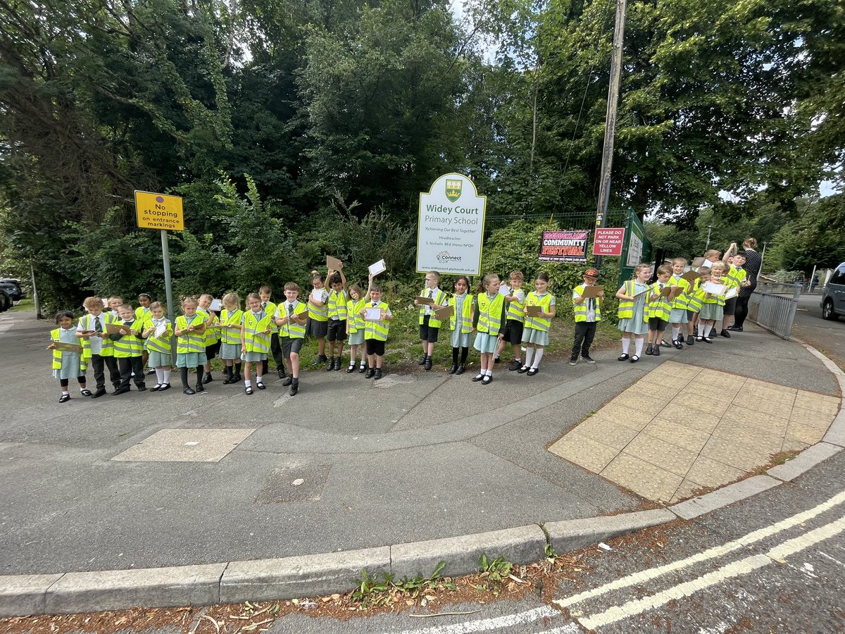 wideyshark's tweet photo. A geographical walk through our local area looking for human and physical features making use of our statistics abilities! 🧐🗺️🚸 https://t.co/kVCDsFFEeL