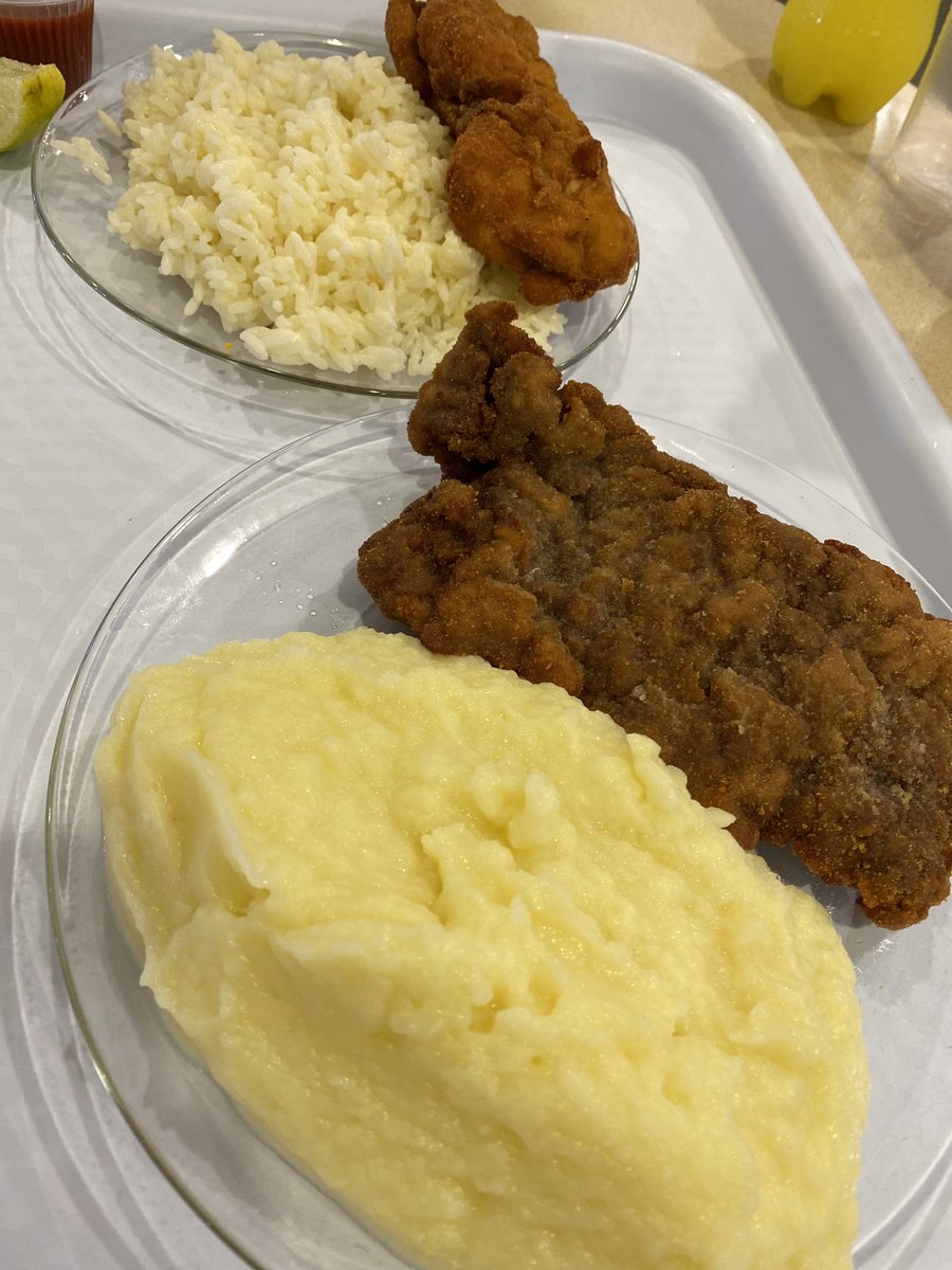 Por fin probé y acá va un dato que puede servir a todos los amantes de las milanesas. Todas las milanesas que puedas comer y repetir x 40 mil Gs. 🔥