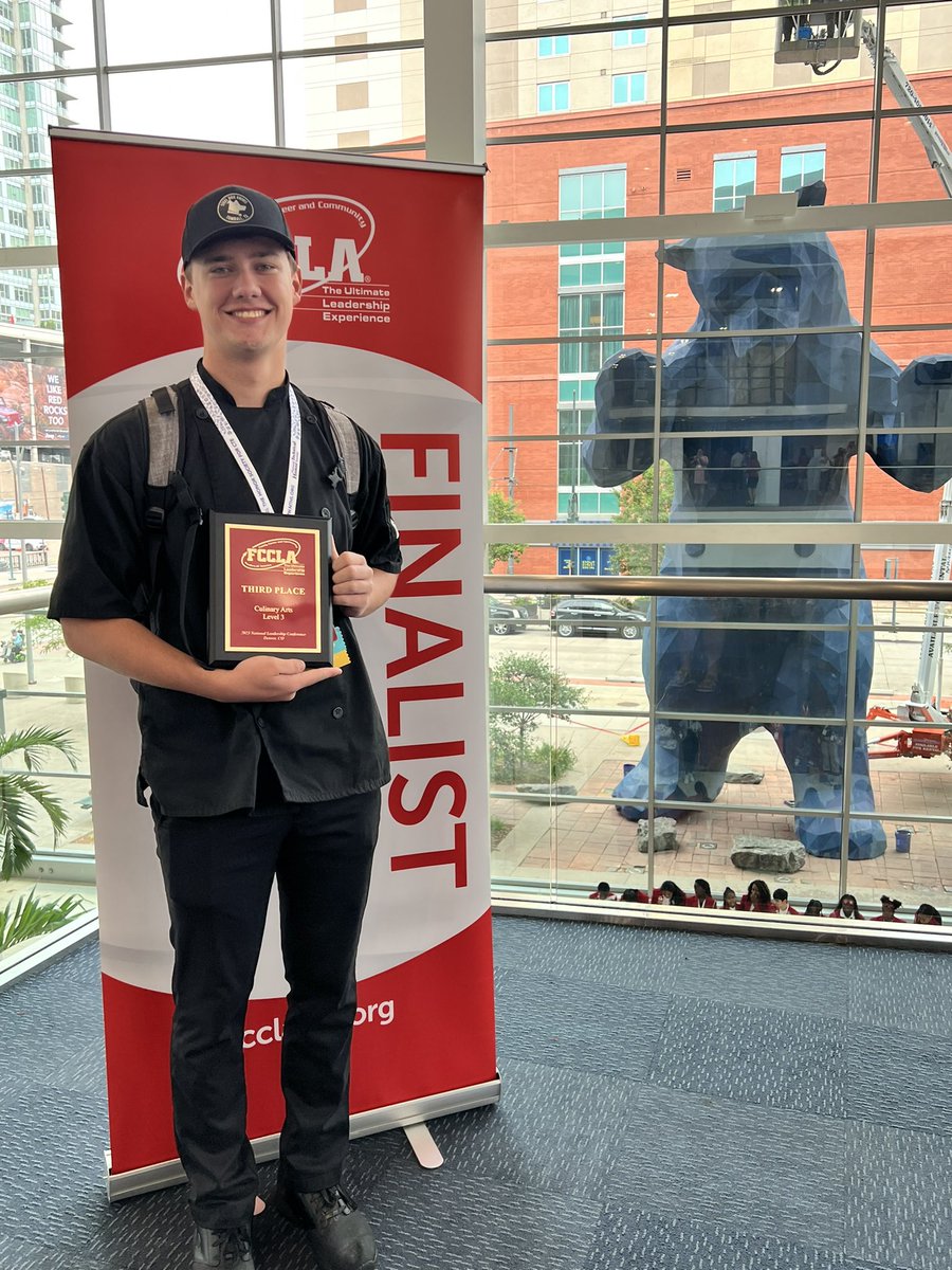 JLO_TEC's tweet photo. Congrats to Spencer Nix for placing 3rd in the nation out of 73 competing in the FCCLA Culinary Arts Comp!Congrats to Morgan Alter and Samantha Beecher for placing in the Top Ten in the nation for Food Innovations Level 3.We are so proud of you! @TISDTMHS @TISD_CTE @TomballISD https://t.co/P2AkUcqSm4