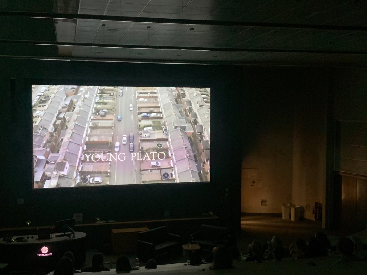 EHU_FOE's tweet image. #ACRE23 settles down for a film showing of ‘Young Plato’, presented by the Education for Social Justice Research Network and introduced by Headteacher Kevin McArevey from Holy Cross Boys’ primary school.