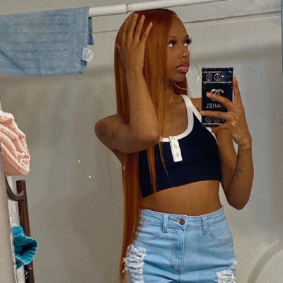 prxttynayaa's tweet photo. #NewProfilePic https://t.co/jraD6tap0l