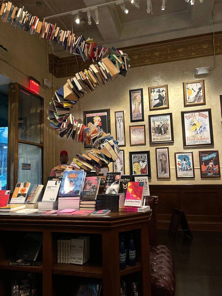 RhexClark's tweet image. There are two of my favorite libraries, one is NYPL and the other is The Drama Book shop. It is located near Time Square in Manhattan, and the decoration style inside is very characteristic. It is the most comfortable place to order a cup of coffee listen to music and read a book