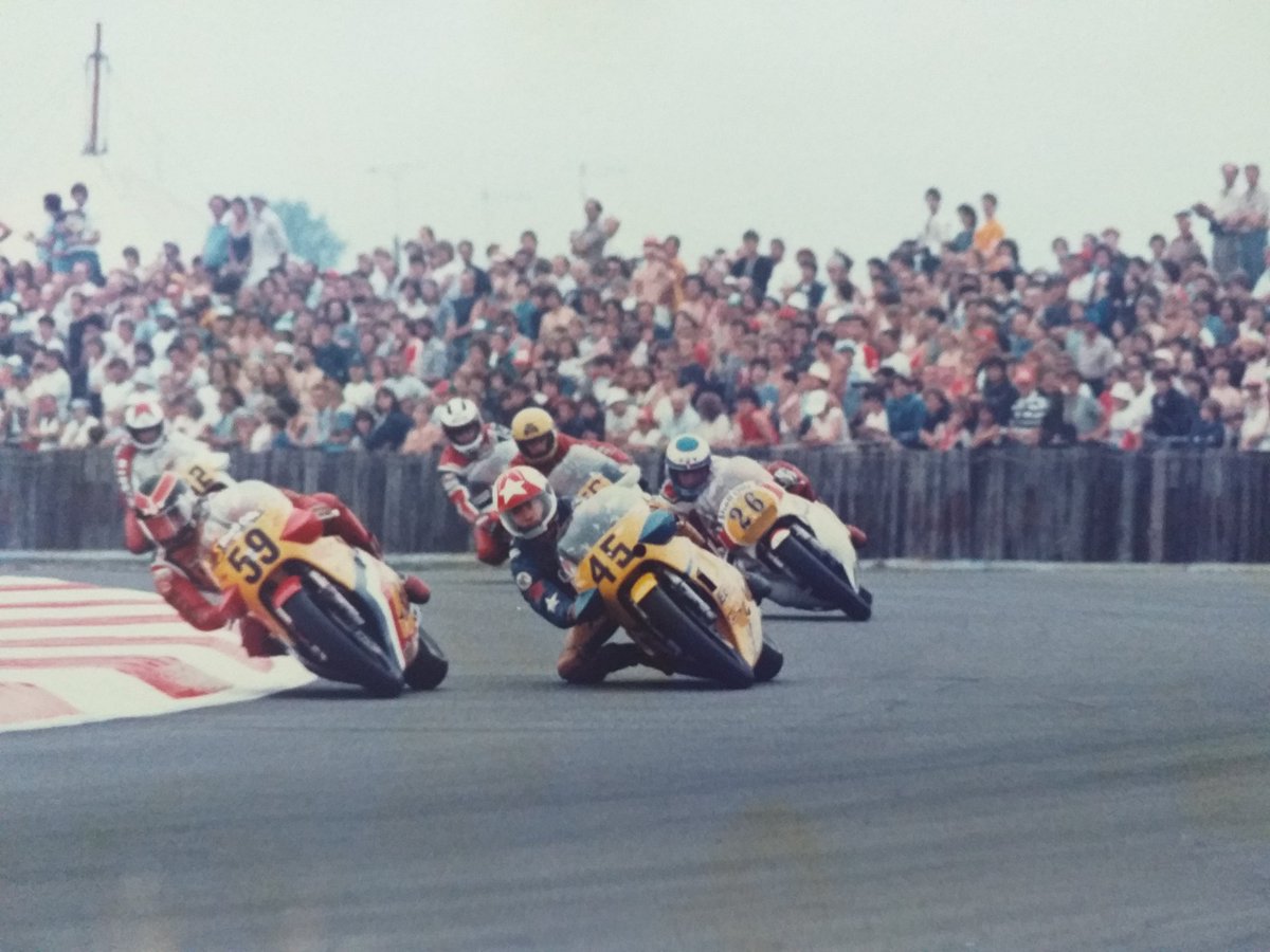 oneninefoursix tweet media