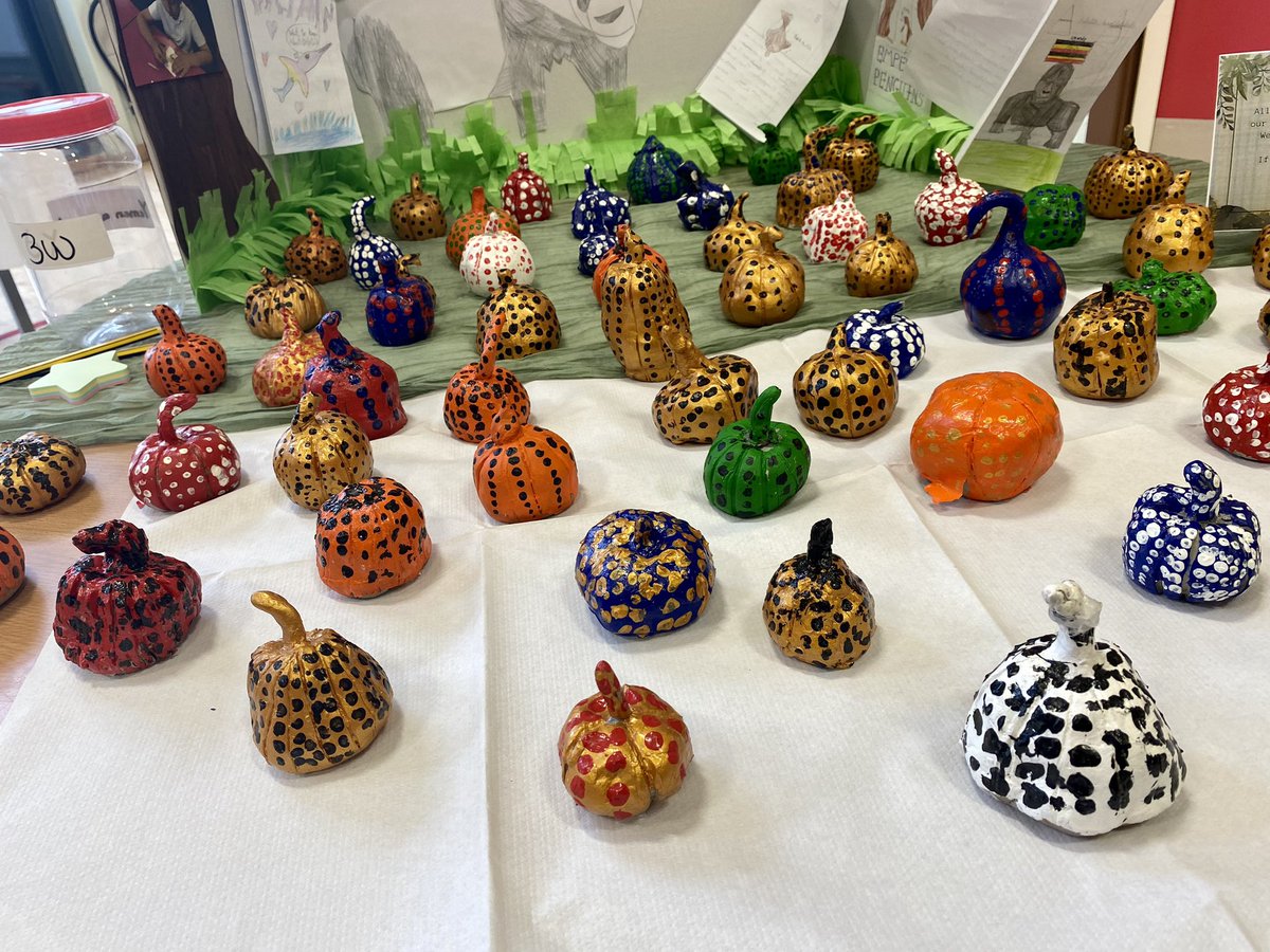 Forgetful me had forgotten to share our Year 4 artists’ Yayoi Kusama pumpkins- aren’t they ever so gorgeous? Bold, bulbous and organic!

@NSEAD1 

#EveryChildIsAnArtist #SaveOurSubjects
