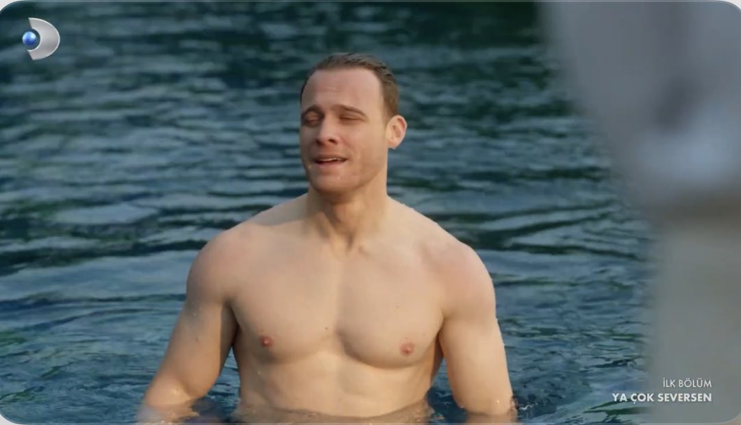 ardillabb's tweet photo. Nos  refrescamos?  #YaÇokSeversen https://t.co/zxxOCNI8mh