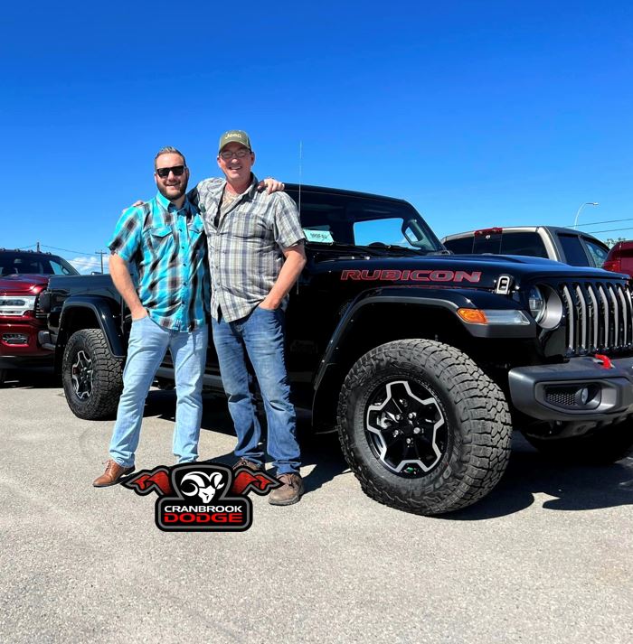 Congratulations to this #HappyCustomer on his purchase of this #Jeep #Gladiator #Rubicon! #CranbrookDodge #JeepGladiator #JeepTruck #CranbrookDodgeOnTheStrip #NewTruck #JeepLife #JeepFamily #JeepAdventure