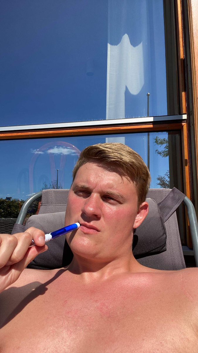 🚨Þórsmörk🐛 vs Þreyttir FC🥱🚨

🏆- Boladeildin🍺
🏟️- Leiknisvöllur
⏱️- 21:00
☀️- BONGÓ

📣- RIIIISAFRÉTTIR

Guðmundur þjálfari verður á staðnum.